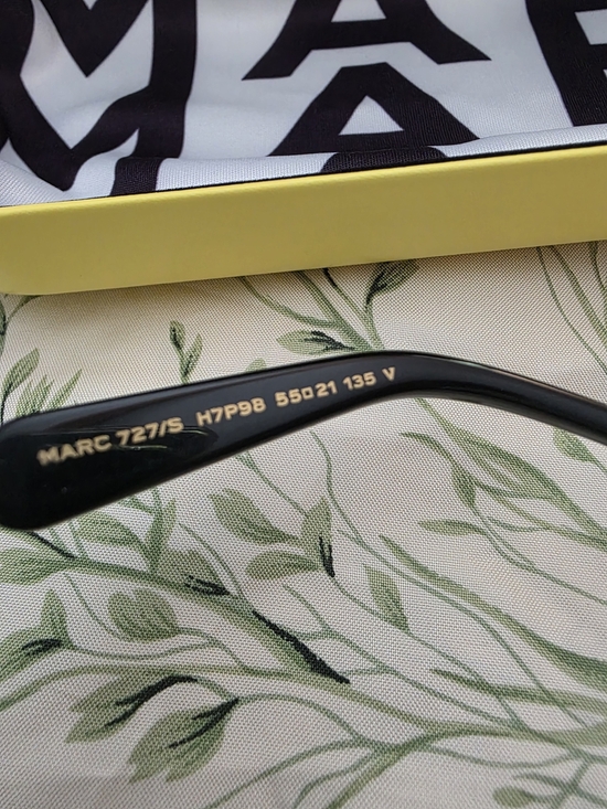 NWOT Marc Jacobs MARC 727/S Signature Logo Print Square Sunglasses Gold CAT 3 main image 8